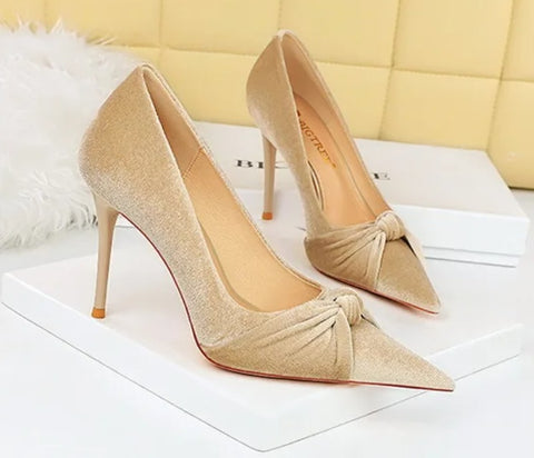 New Design Pumps Plus Size Pointed High Heels CODE: KAR4668