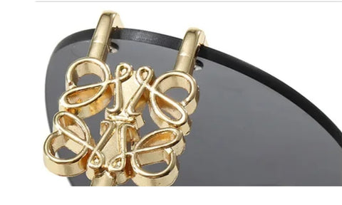 New Special-shaped Oversized Rimless Sunglasses CODE: KAR4715