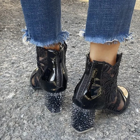 New Fashion Retro Embroidered Lace High Heel Ankle Boots CODE: KAR4720