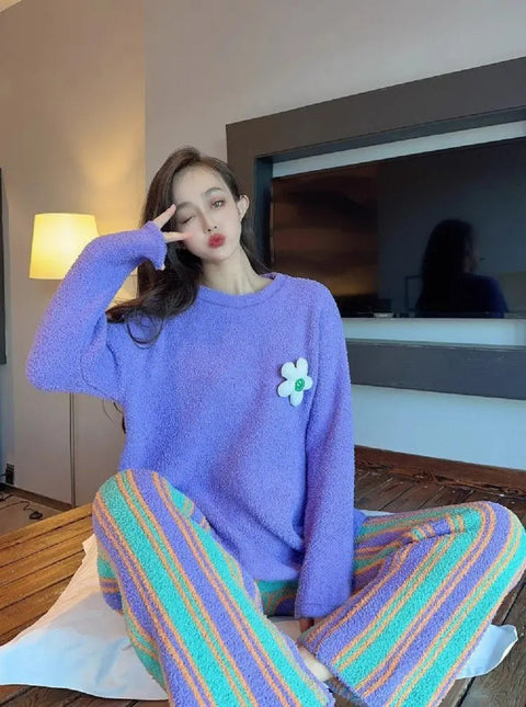 New Fashion Long Sleeves suit and Striped Night wear Pajama Set CODE: KAR4722
