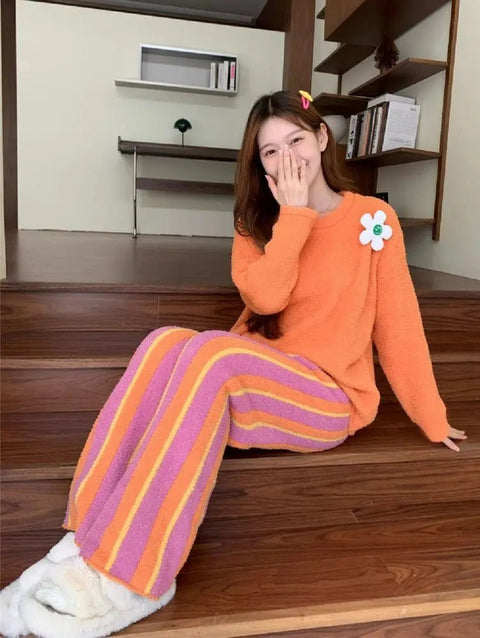 New Fashion Long Sleeves suit and Striped Night wear Pajama Set CODE: KAR4722