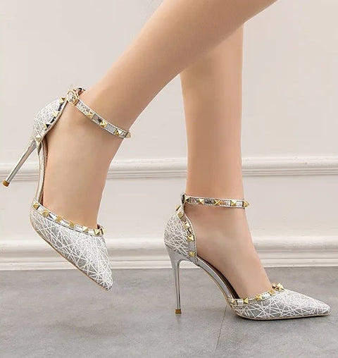 New Shallow Pointed Hollow Riveted High Heels Sandals CODE: KAR4749