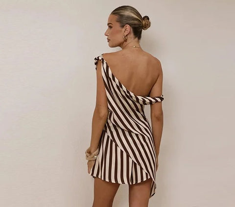 New Printed Oblique Shoulder Top Shorts 2 Pieces Set CODE: KAR4802