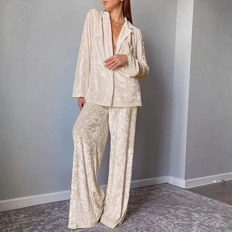 New Winter Loose Velvet Two Piece Pajamas Set CODE: KAR4851