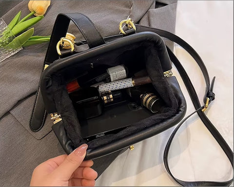 New Fashion High Quality Designer Style Handbags CODE: KAR4895