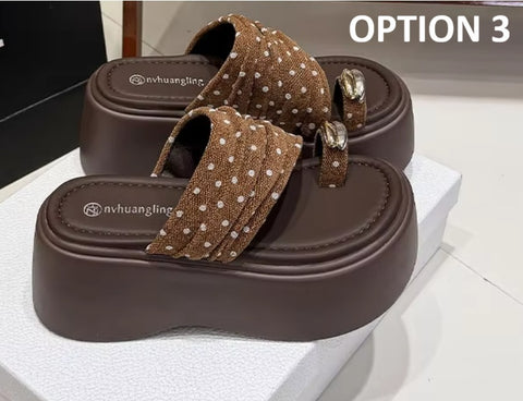 New Clip Toe Polka Dot Beach High Heel Platform Sandal CODE: KAR4953