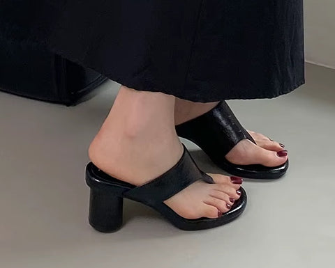 New Fashion Flip flops Elegant Round Heels CODE: KAR4981