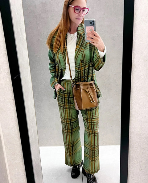 New Casual Loose Lapel Collar Plaid Shirt High-waisted Wide-leg Pants Sets CODE: KAR5036