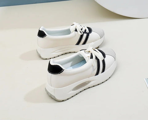 New Breathable Designer Sneakers CODE: KAR5086