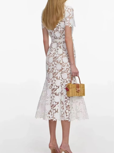 New Fashion Elegant Lace Lapel Short Sleeved Slim Fit Dress CODE: KAR5087