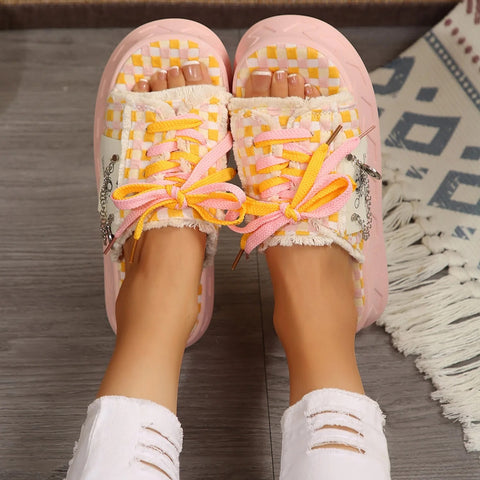 New Trend Luxurious Graffiti Cross Strap Slippers CODE: KAR5089