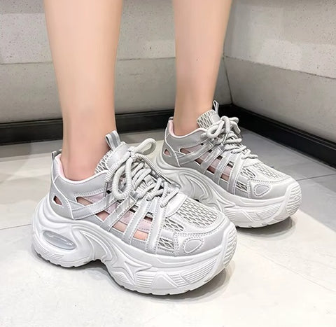 New Casual Thin Mesh Sports Shoes CODE: KAR5101