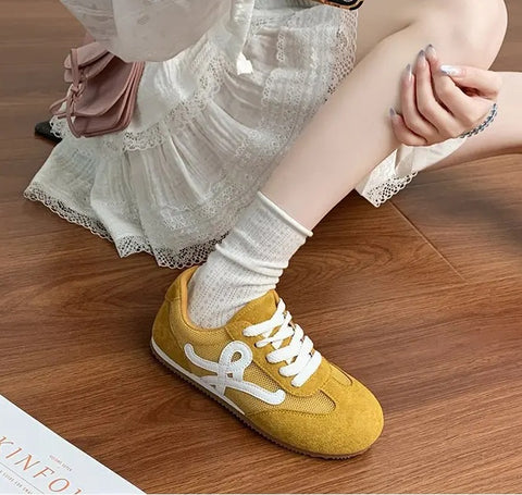 New Fashion Comfortable and Breathable Lace-Up Sports Sneakers CODE: KAR5103