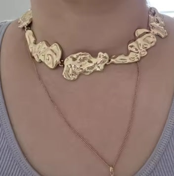 Unique Exaggerated Irregular Big Necklace CODE: KAR5123