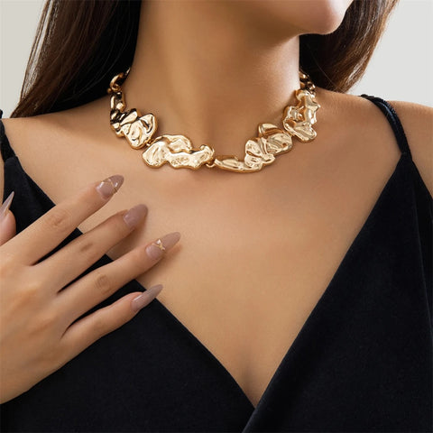 Unique Exaggerated Irregular Big Necklace CODE: KAR5123
