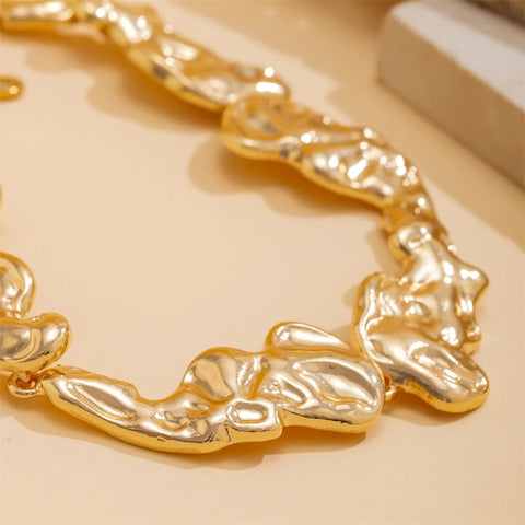 Unique Exaggerated Irregular Big Necklace CODE: KAR5123