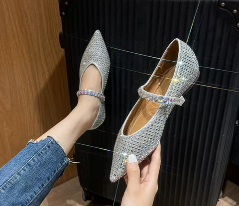 New Pointed Toe Loafers Fashion Rhinestone Flat Bridal Shoes CODE: KAR5125