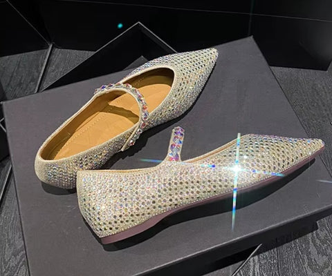 New Pointed Toe Loafers Fashion Rhinestone Flat Bridal Shoes CODE: KAR5125