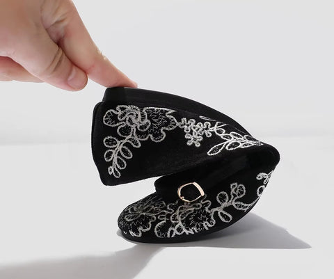 New Retro Floral Buckle Strap Casual Flats CODE: KAR5142