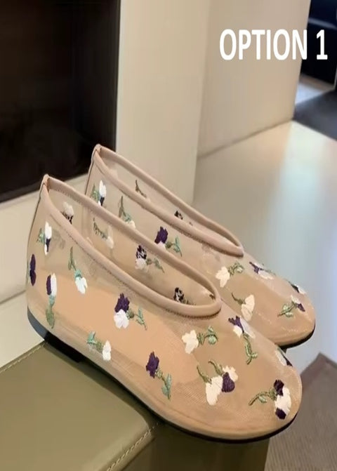 New Designer Flower Soft bottom Round Toe Flat Shoes CODE: KAR5146