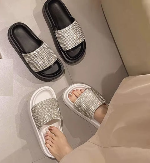 New Thick-soled Casual Outing Wedge Slippers CODE: KAR5150