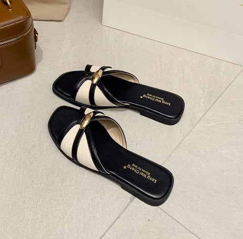 New Fashion Belt Buckle Brand Designer Flats Slippers CODE: KAR5154