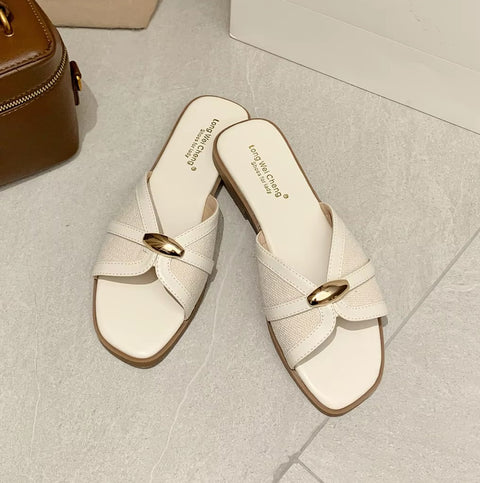 New Fashion Belt Buckle Brand Designer Flats Slippers CODE: KAR5154