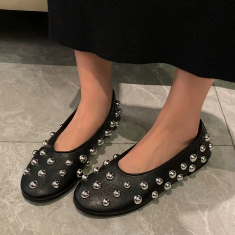New Rivet Round Head Flat Casual Sneakers Shoes CODE: KAR5170