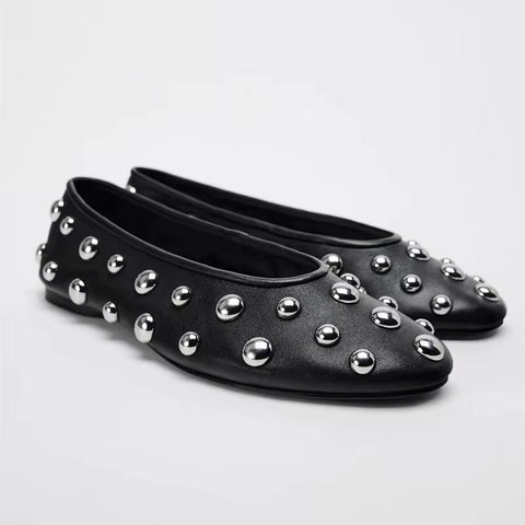 New Rivet Round Head Flat Casual Sneakers Shoes CODE: KAR5170