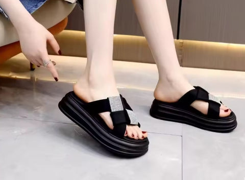 New Soft Bottom Casual Platform Slippers CODE: KAR5176