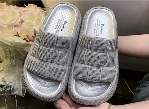 New Thick-soled Open-toe Comfortable Anti-slip Slippers CODE: KAR5177
