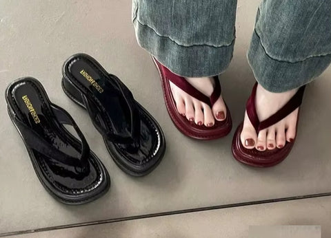 New Fashion Elegant Thick Bottom Flip Flop Slippers CODE: KAR5184