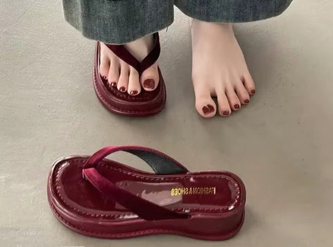 New Fashion Elegant Thick Bottom Flip Flop Slippers CODE: KAR5184