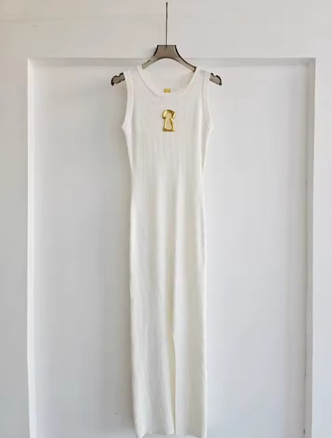 New Spliced Metal Buckle Knit Dresses CODE: KAR5197