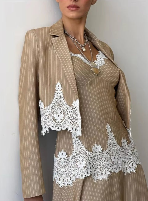 New Elegant Striped  Lace Patchwork 3-piece Set CODE: KAR5205