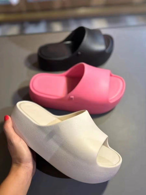 New Fashion Thick Sole Jelly Slide Casual Slippers CODE: KAR5210