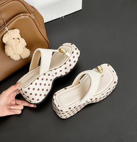 New Thick Bottom Foot-Strap Slippers Sandals CODE: KAR5221