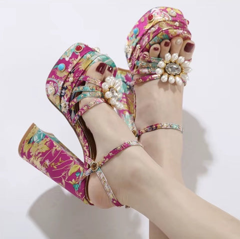 New Open Toe High Platform Designer Chunky Heels CODE: KAR5279