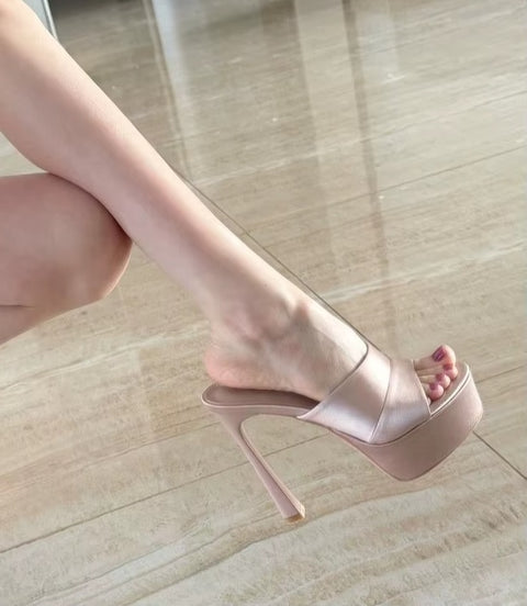 New Elegant, waterproof high-heeled French style, round toe, open-toe Heel CODE: KAR5297