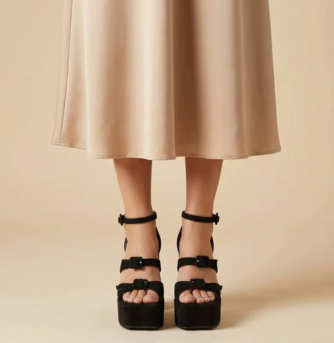 New style fashion thick sole high heel sandal Shoes CODE: KAR5298