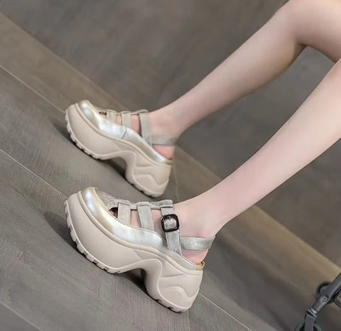 Anti Slip Lightweight Outdoor Walking Casual Slippers CODE: KAR5305