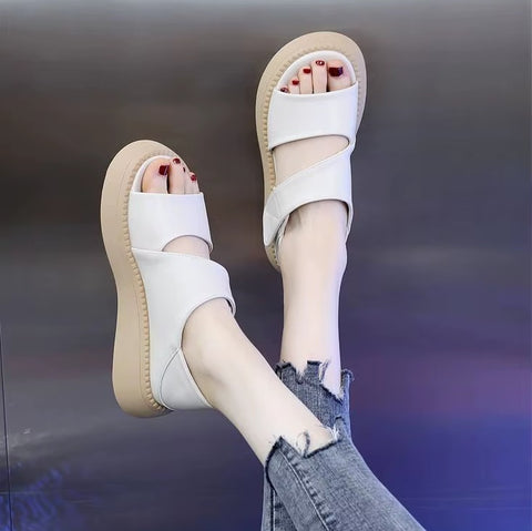 New Adjustable Strap Non Slip Thick Sole Casual Slippers CODE: KAR5307