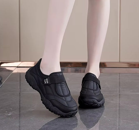 New Round-Toe with Velcro Casual Flat Sneakers CODE: KAR5308
