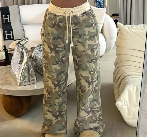 New Camouflage Long Sleeves Hooded Casual Two Piece Set CODE: KAR5346