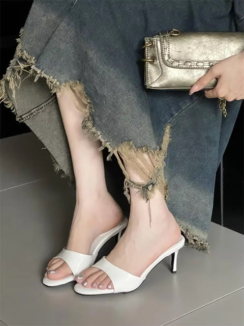 New Fashion Open Toe Thin Heel  Slippers CODE: KAR5379