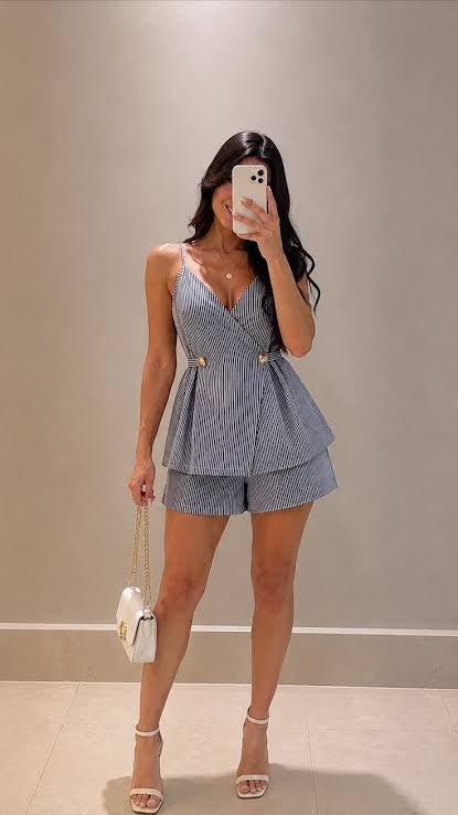 New V-neck Top Lace Up High Waist Pleated Wide Leg Shorts Set CODE: KAR5394