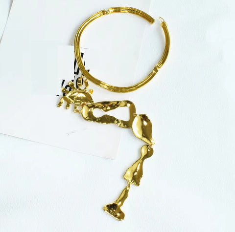 New Exaggerated Breastplate Long Pendant Accessory CODE: KAR5397