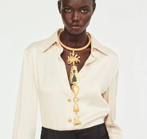 New Exaggerated Breastplate Long Pendant Accessory CODE: KAR5397