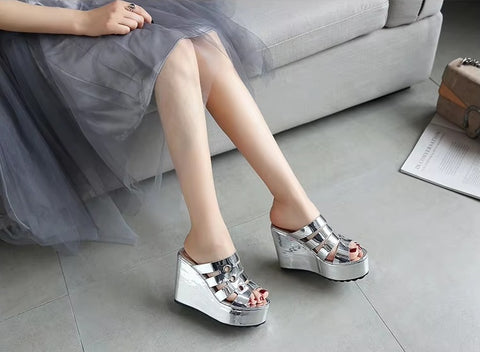 New Thick Bottom Outside Wear Platform Sandals CODE: KAR5437