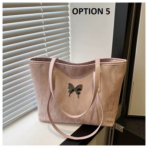 New Casual Large Capacity Butterfly Hardware Shoulder Bag CODE: KAR3735